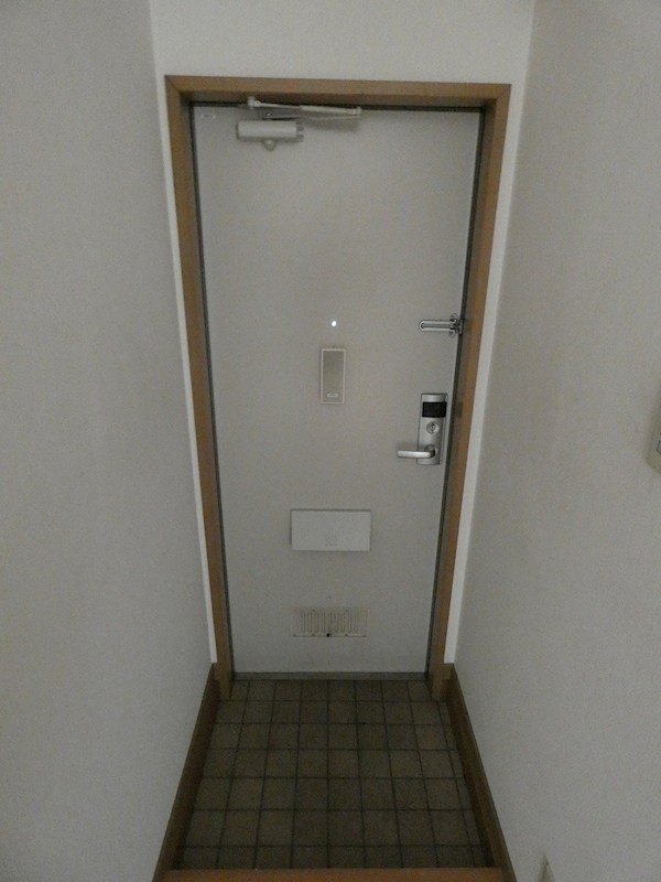 プチメゾンMY 玄関