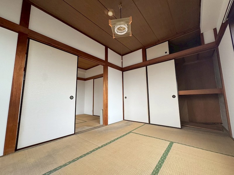 大沢ビル ベッドルーム