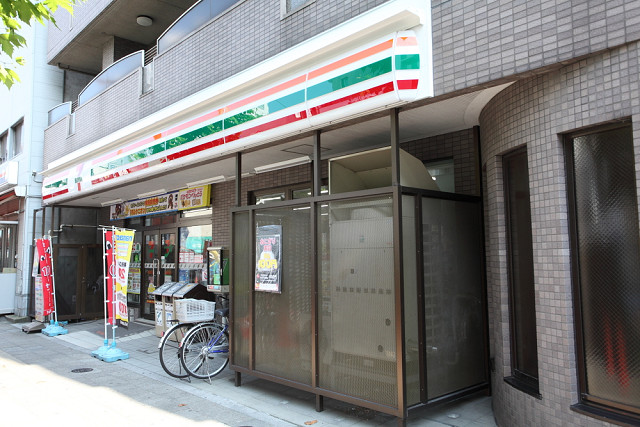 セゾンクレール  コンビニ