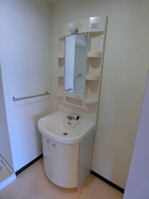 グローハイツ根岸   洗面所