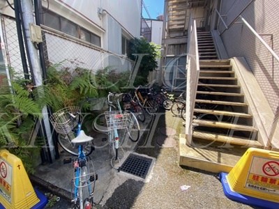 ヴィレッジワン太平 エントランス