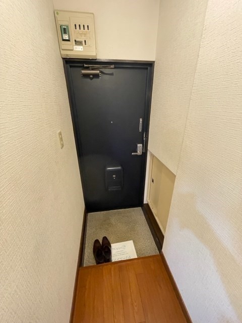 ラヴュー・デ・プラタン 玄関