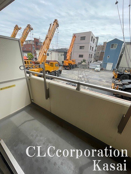 NST　buildingⅡ ベランダ