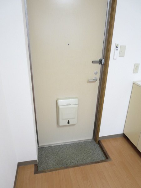 古澤コルサム 玄関