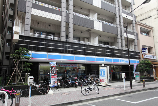 ショコラスイート東日本橋  コンビニ