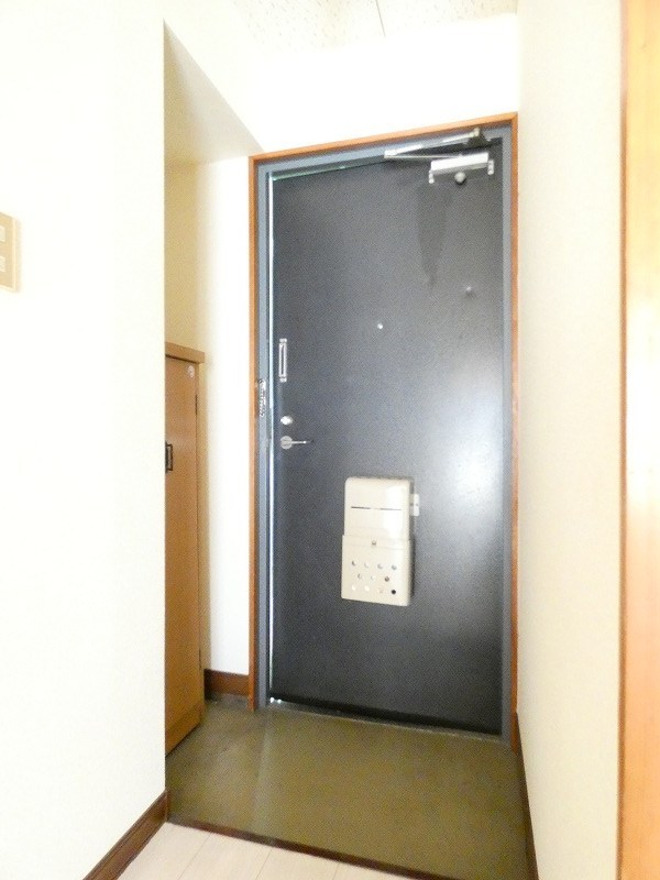 シャトレグレイス 玄関