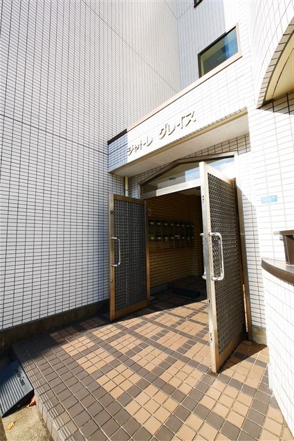 シャトレグレイス エントランス
