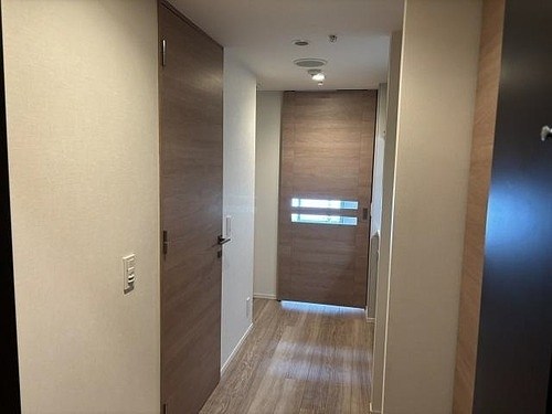 千住ザ・タワー 玄関