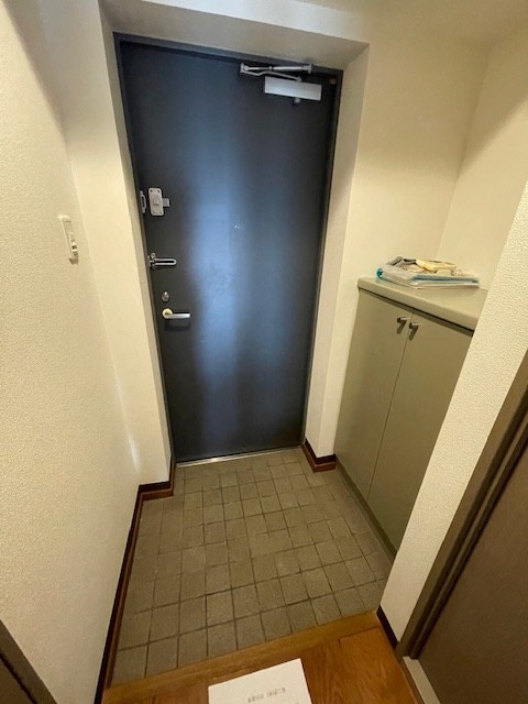 ロワレール横浜本町 玄関