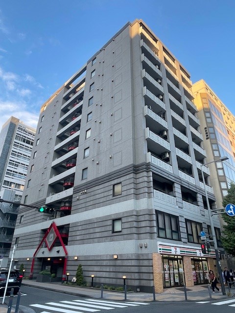 ロワレール横浜本町 コンビニ