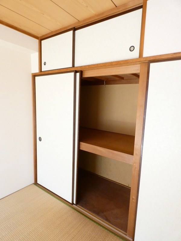 シャトレグレイス 収納