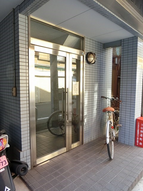 長谷川ハイツ エントランス