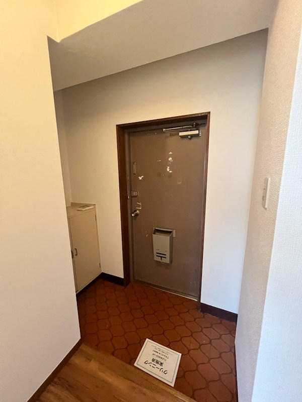 シャインビレッジ吉岡 玄関