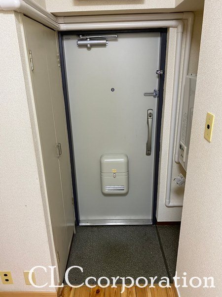 東陽町ハイホームB棟 玄関