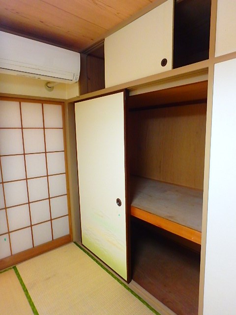 須磨マンション  収納