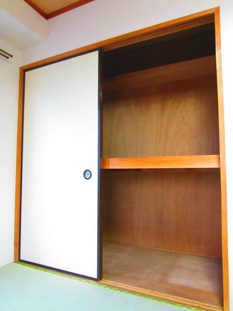 東京都足立区柳原１丁目 収納