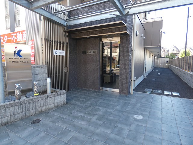 リヴェールタワー綾瀬 エントランス