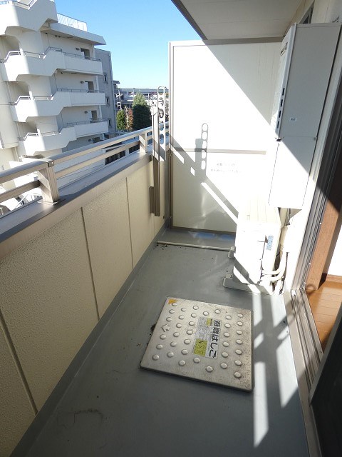 リヴェールタワー綾瀬 ベランダ