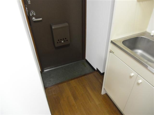 クレオビル 玄関