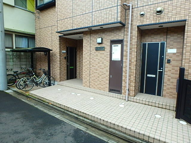 ウィステリア平井 エントランス