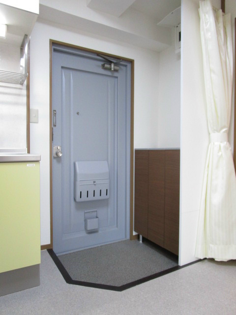イカリハウス 玄関