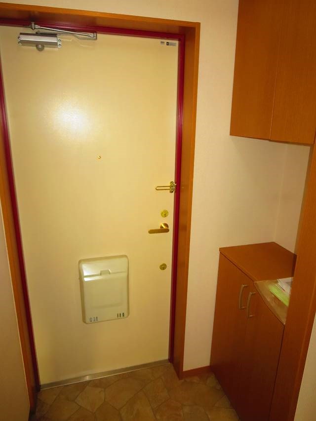 第七田嶋ビル 玄関