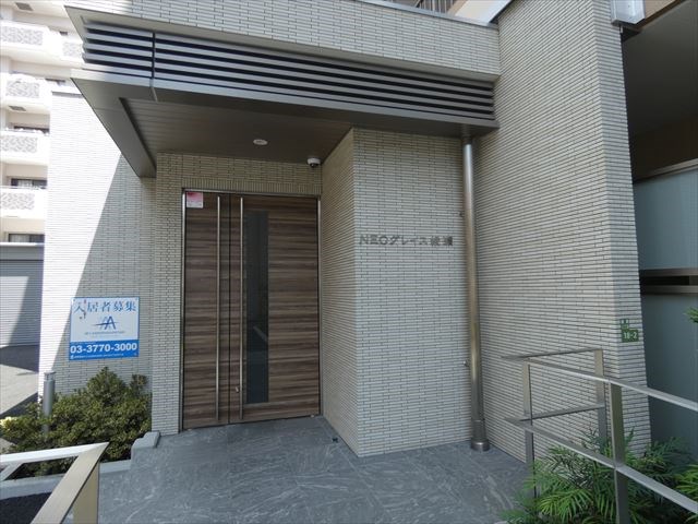 NEOグレイス綾瀬 エントランス