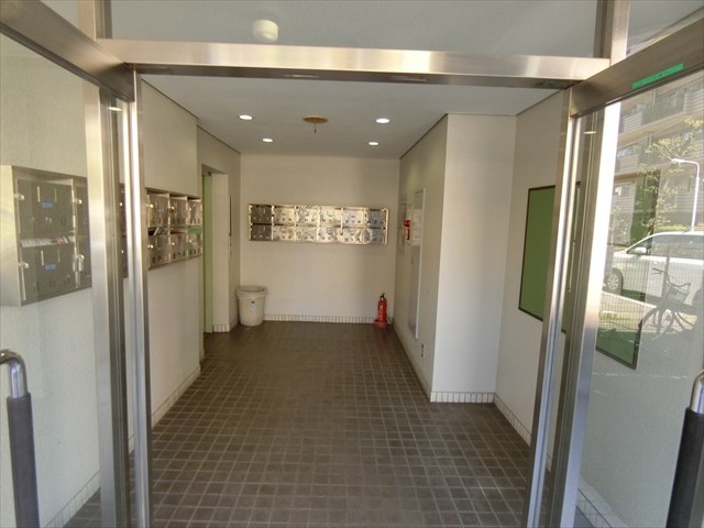 グローハイツ根岸   エントランス