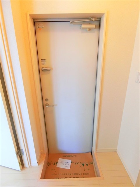 サニーコート町屋 玄関