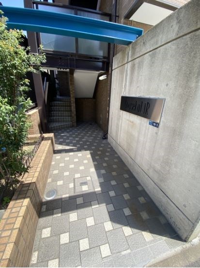 Housekul IR エントランス
