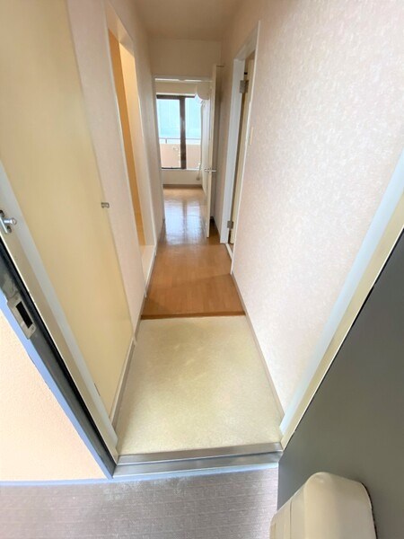 Housekul IR 玄関