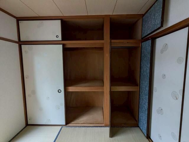 コーポマロン 収納