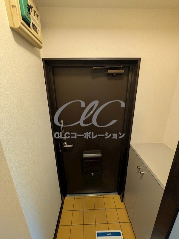 小倉ビル 玄関