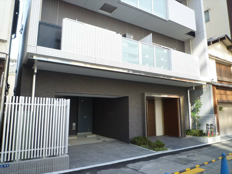 グランイースト田原町   エントランス