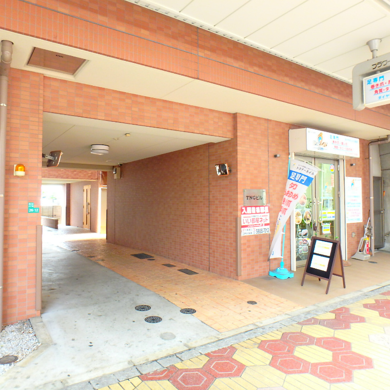TNGビル エントランス