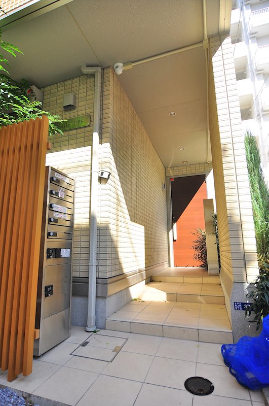 Castle上野 エントランス