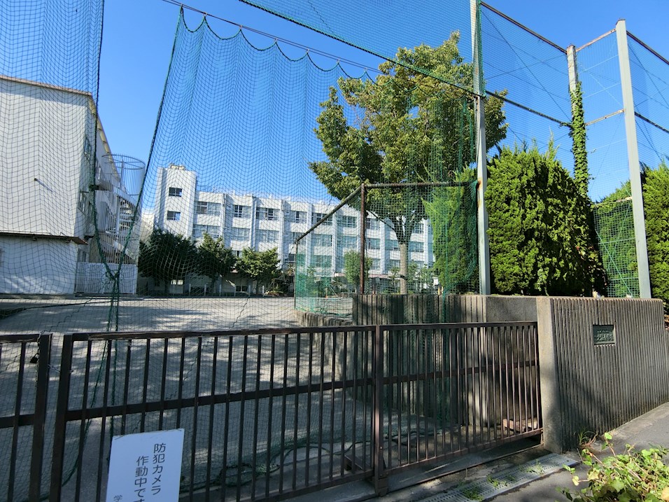 江戸川5丁目貸家　B棟 小学校