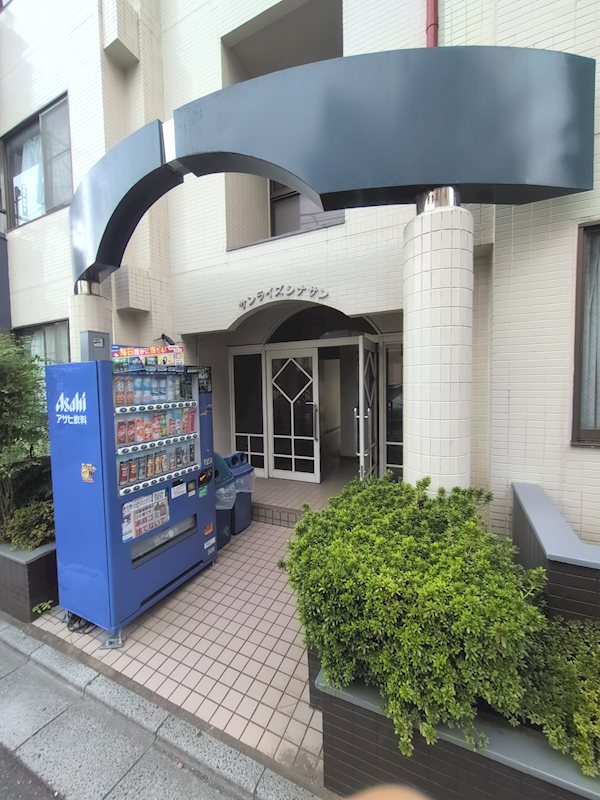 サンライズシナサン エントランス