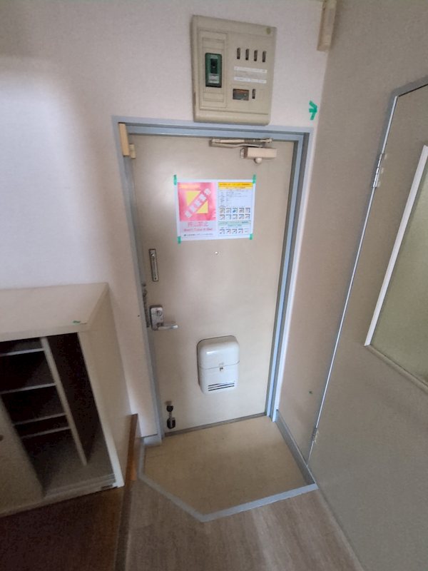 サンライズシナサン 玄関