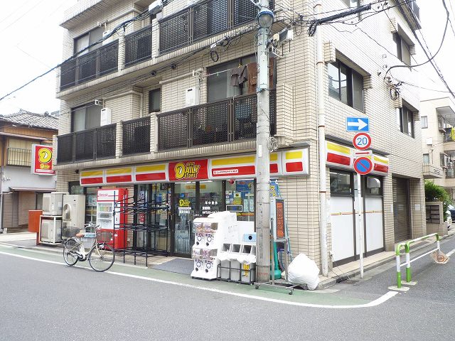 フラット根津 コンビニ