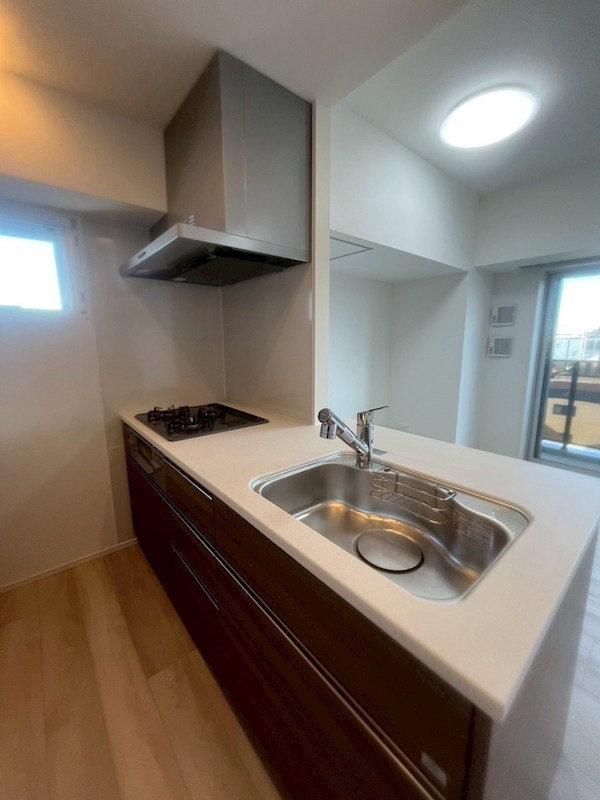 クレストコート北千住レジデンス キッチン