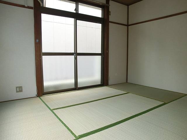 横山コーポ ベッドルーム