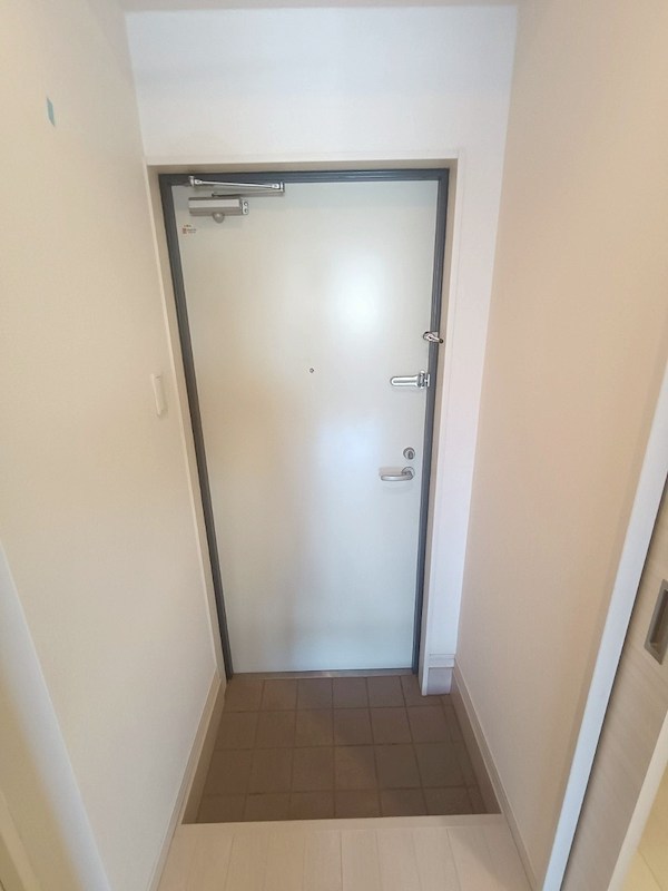 リテラス町屋 玄関