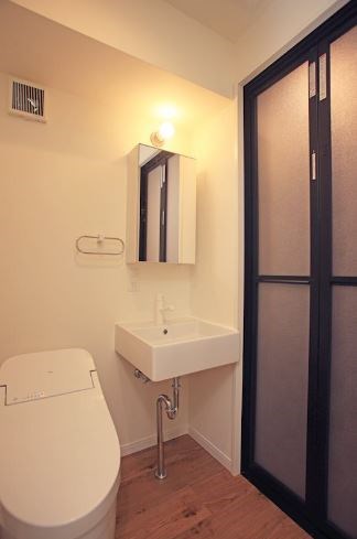 ＴＯＹＯ－ＩＣＨＩ　ＡＰＡＲＴＭＥＮＴ 洗面所