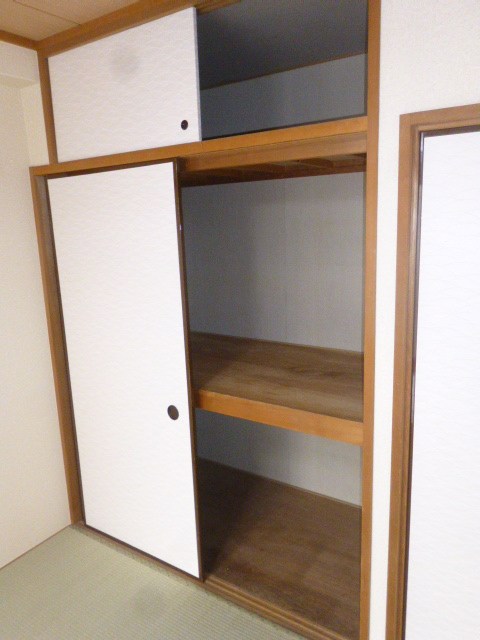 エステート奥戸 収納