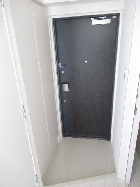 AXAS西新井 玄関