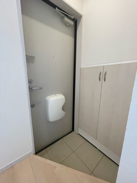 Kasta 玄関