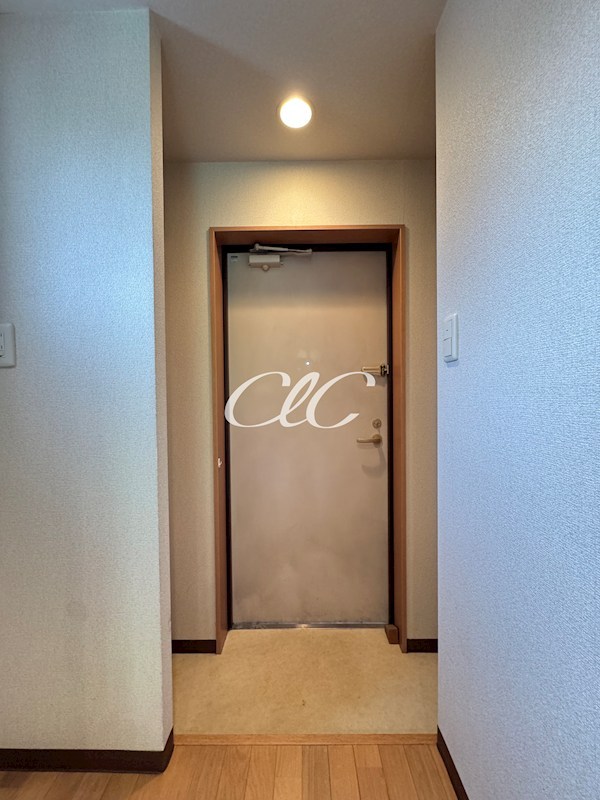 エヴァーリビオン 玄関