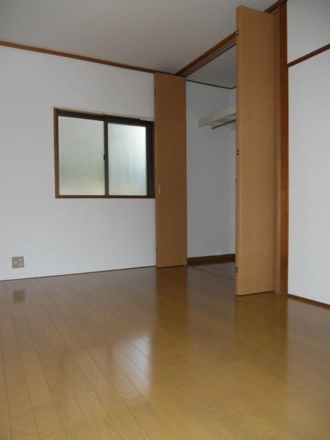 イーストハウス 収納
