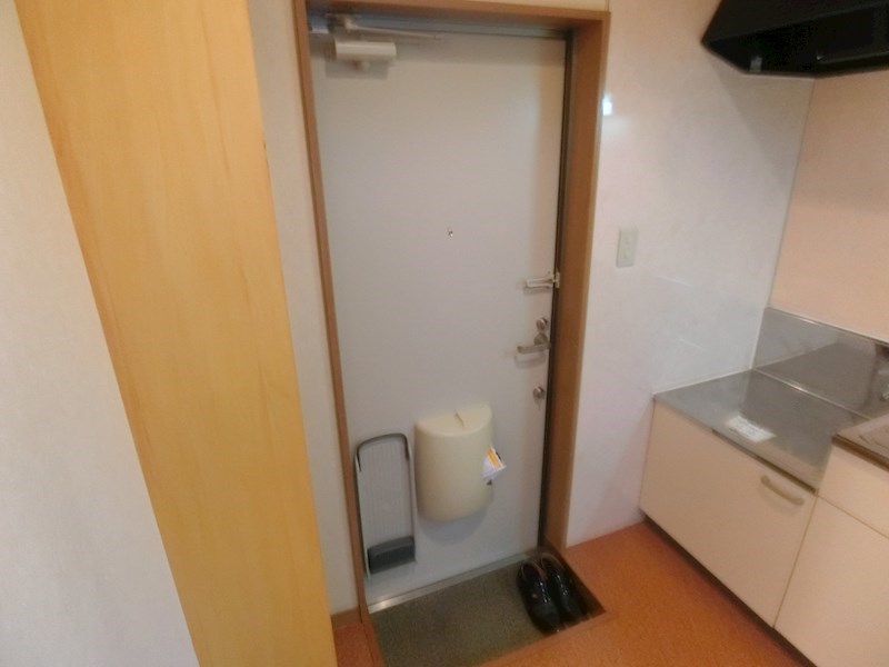 コーポハイブリッジ 玄関
